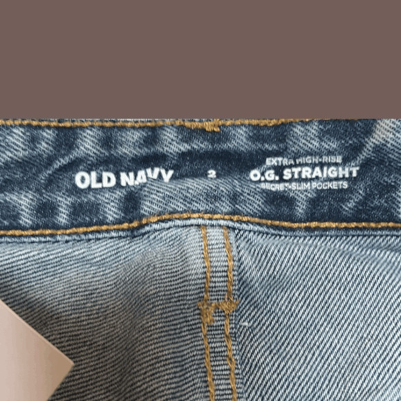 Old Navy OG Straight Jeans | Light Wash | Size 2 | Extra High Rise - Picture 4 of 6